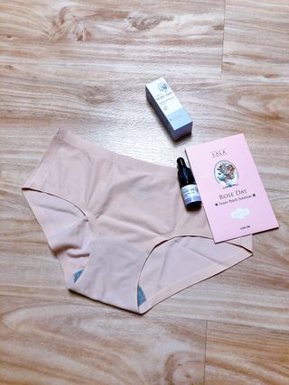라라로즈데이 시즌2 천연 아로마오일 Y존 케어 속옷향수 이너퍼퓸 5ml  여성의 자존감을 UP시키자 — 2점을 준 리뷰어가 2021년 9월 올린 사용 사진