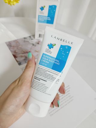 랑벨 수퍼내츄럴 아쿠아 수딩 크림 100ml — 5점을 준 리뷰어가 2022년 5월 올린 사용 사진