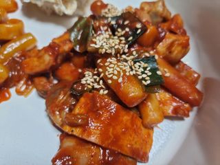 한성기업 무볼레 닭떡볶이+해물떡볶이 2종 세트 — 5점을 준 리뷰어가 2021년 9월 올린 사용 사진