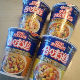 NISSIN 닛신 컵누들  4종 - 씨푸드오리지날, 씨푸드 스파이시, 씨푸드 커리, 씨푸드 XO소스 — 5점을 준 리뷰어가 2022년 11월 올린 사용 사진