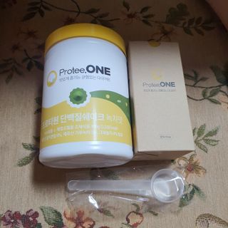 프로티원 단백질쉐이크 녹차맛 2주분 1통+보틀 — 5점을 준 리뷰어가 2021년 5월 올린 사용 사진