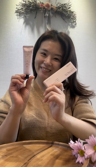 러브모아 향수 고체향수 승무원 고체향수 바르는 향수 니치향수 도손 우드세이지 앤 씨솔트 — 5점을 준 리뷰어가 2022년 12월 올린 사용 사진