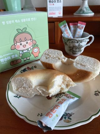 아이비웰니스 빵순이 식탁 위의 필수템! 빵순이 효소 키위맛 100포 + 석류맛 14포 (총 114포) — 5점을 준 리뷰어가 2022년 11월 올린 사용 사진