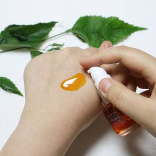 유니베르소 로즈힙 오일 15ml — 5점을 준 리뷰어가 2021년 5월 올린 사용 사진