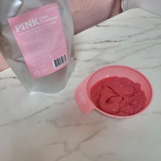 [유니프] 헤어 샤이니 핑크 컬러 트리트먼트 500g — 5점을 준 리뷰어가 2023년 12월 올린 사용 사진