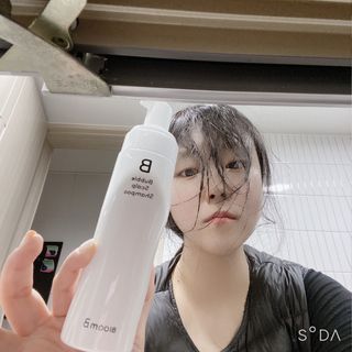 블룸비 거품 두피 샴푸 — 4점을 준 리뷰어가 2022년 6월 올린 사용 사진