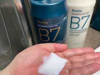 [포레스트스토리] B7 안티 헤어로스 샴푸1,000ml + 헤어팩 1,000ml — 5점을 준 리뷰어가 2021년 3월 올린 사용 사진