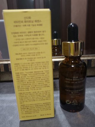 스킨큐어 산다화 비타민c 화이트닝 에센스 30ml — 5점을 준 리뷰어가 2023년 7월 올린 사용 사진