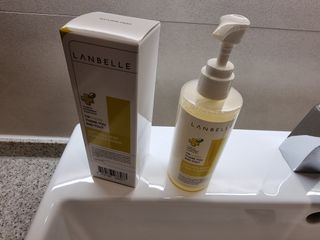 랑벨 내츄럴 딥 포어 클렌저 210ml (저자극 약산성 천연 클렌징 젤) — 4점을 준 리뷰어가 2022년 6월 올린 사용 사진