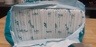 아베크 펫 와이드 프리미엄 대형 애견 강아지 배변 패드 30매 1팩 80g — 5점을 준 리뷰어가 2021년 7월 올린 사용 사진