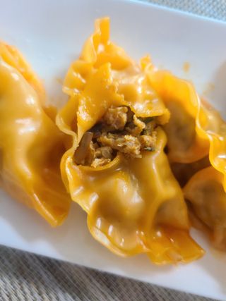 한만두 진한 해물맛 짬뽕만두 1kg — 4점을 준 리뷰어가 2021년 4월 올린 사용 사진