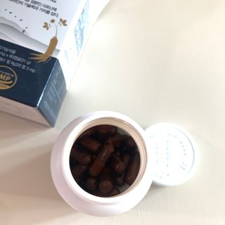 프리마인 홍삼의 강력한 에너지, 이제는 흡수율을 높인 최첨단 캡슐로 간편하게 초고속 충전하세요. — 5점을 준 리뷰어가 2022년 10월 올린 사용 사진