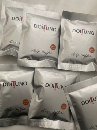 도이퉁 드립백 커피 60g 다크로스트 미디움로스트 — 4점을 준 리뷰어가 2021년 3월 올린 사용 사진