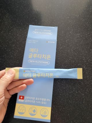 메타웰빙 GC녹십자웰빙 메타 글루타치온 — 5점을 준 리뷰어가 2022년 10월 올린 사용 사진