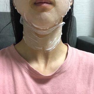 태그스킨 4스텝 주름개선 피부미백 영양 마스크팩 3개 세트(최신버전) — 4.5점을 준 리뷰어가 2022년 5월 올린 사용 사진