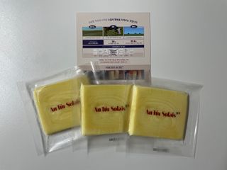 앙투어솔레 아일랜드 구워먹는 치즈 100 자연 치즈 와인안주 300g(100g x 3팩) — 3.5점을 준 리뷰어가 2022년 9월 올린 사용 사진