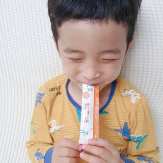 베거스코리아 [콜리케어] 키즈 홍삼콜리 딸기맛 14포 — 5점을 준 리뷰어가 2021년 5월 올린 사용 사진