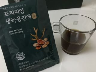 서울약사신협 약사신협_생녹용 진액_70ml x 30포 — 4점을 준 리뷰어가 2021년 7월 올린 사용 사진