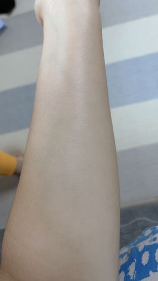 버텍스넘버원 버텍스 넘버원 햄프씨드오일 핸드밤, 바디크림 — 5점을 준 리뷰어가 2022년 3월 올린 사용 사진