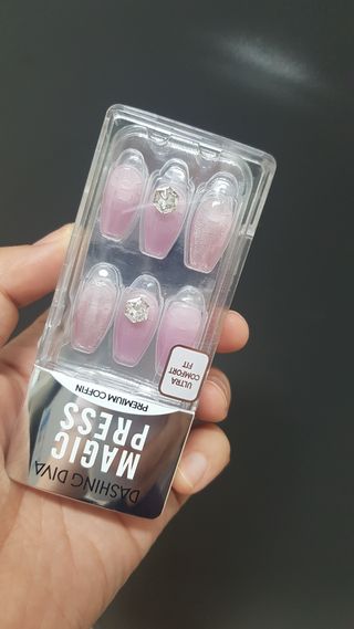 데싱디바 매직프레스 가을매니 코핀 5종 중 택1 — 5점을 준 리뷰어가 2021년 9월 올린 사용 사진