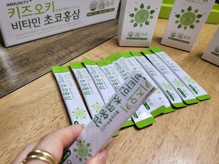 [이뮤니티플러스]우리아이 면역오키, 건강오키 _ 키즈오키 비타민초코홍삼 10포 1box — 5점을 준 리뷰어가 2022년 5월 올린 사용 사진