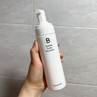 블룸비 거품 두피 샴푸 — 4.5점을 준 리뷰어가 2022년 7월 올린 사용 사진