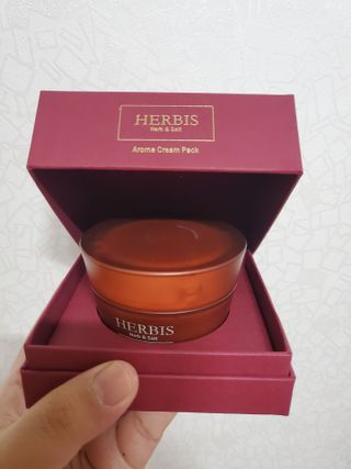 약손명가코스메틱 헤르비스 아로마 크림팩 50ml — 5점을 준 리뷰어가 2021년 5월 올린 사용 사진
