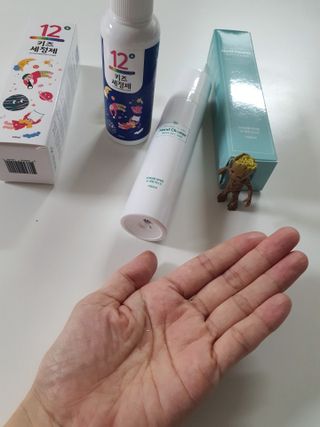 셀바이져 항균 스프레이 핸드워시 + 키즈세정제 SET — 3점을 준 리뷰어가 2021년 3월 올린 사용 사진