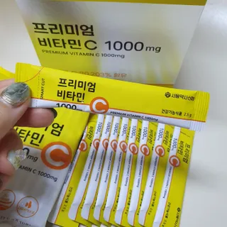 서울약사신협 프리미엄 비타민C 1,000mg_2.5g x 50포 — 5점을 준 리뷰어가 2021년 9월 올린 사용 사진
