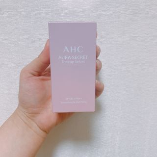 AHC 아우라 시크릿 톤업 벨벳 — 5점을 준 리뷰어가 2021년 4월 올린 사용 사진