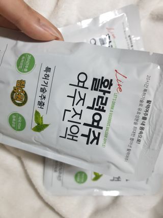 참유원 특허제조 활력 여주진액 여주즙 50포 — 5점을 준 리뷰어가 2022년 1월 올린 사용 사진
