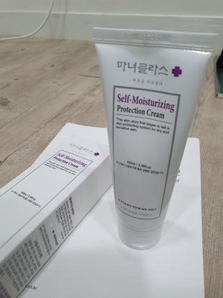 셀프 모이스처라이징 프로텍션 크림 셀프 모이스처라이징 프로텍션크림 — 5점을 준 리뷰어가 2022년 4월 올린 사용 사진