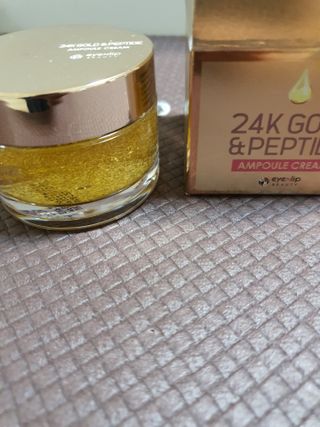 아이앤립 / EYENLIP 아이앤립 24K 골드 N 펩타이드 앰플 크림 — 5점을 준 리뷰어가 2021년 3월 올린 사용 사진