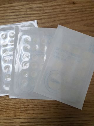 소담스퀘어 상암 디팩코퍼레이션 놀라아워 비건 하이드로콜로이드 클리어 패치 — 5점을 준 리뷰어가 2022년 12월 올린 사용 사진