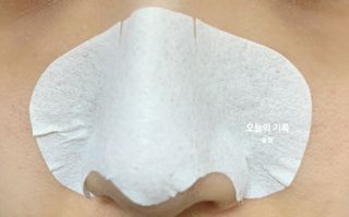 세뚜아(Cettua) 세뚜아 스티키 포어 패치 Cettua Sticky Pore Patch — 5점을 준 리뷰어가 2023년 8월 올린 사용 사진