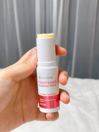 리더스코스메틱 리더스 퍼스트 샷 에센스 스틱 2종 — 5점을 준 리뷰어가 2022년 4월 올린 사용 사진