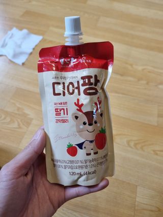 [몸엔용] 우리 아이 건강간식, 달콤한 녹용곤약젤리 디어팡 4종 — 5점을 준 리뷰어가 2021년 11월 올린 사용 사진
