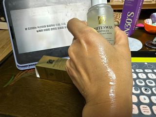 오투에니원 화이트스완 센텔라 루미너스 미스트 세럼 100ml — 5점을 준 리뷰어가 2023년 1월 올린 사용 사진