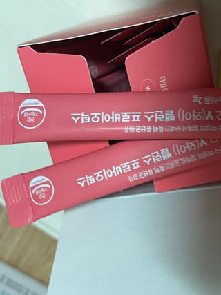 [질 유래 특허 유산균] 아임오 이너밸런스 프로바이오틱스 1박스 [30포] — 4점을 준 리뷰어가 2023년 3월 올린 사용 사진