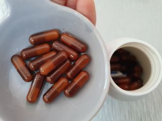 프리마인 홍삼의 강력한 에너지, 이제는 흡수율을 높인 최첨단 캡슐로 간편하게 초고속 충전하세요. — 5점을 준 리뷰어가 2022년 10월 올린 사용 사진