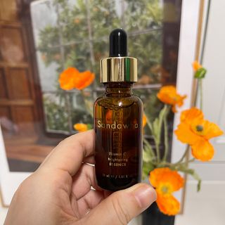 스킨큐어 산다화 비타민c 화이트닝 에센스 30ml — 5점을 준 리뷰어가 2021년 8월 올린 사용 사진