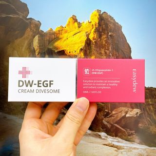 이지듀 DW-EGF 크림 다이브좀_콜라겐이 쏙쏙, 탄력피부로 다이빙 — 5점을 준 리뷰어가 2021년 2월 올린 사용 사진
