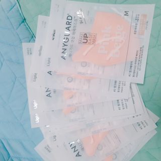 [애니가드] 셋업 메베마스크라이트  (대형 4컬러 + 중형 4컬러) — 5점을 준 리뷰어가 2022년 7월 올린 사용 사진