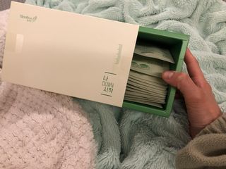 12월 15일 출시, 건강기능식품 브랜드 본리브 나 다운 시작 제품 3종 — 5점을 준 리뷰어가 2021년 2월 올린 사용 사진