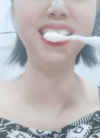 [심폐소생소] 무불소 임산부 천연 치약 — 4점을 준 리뷰어가 2021년 8월 올린 사용 사진