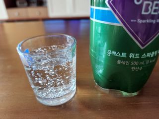 몽베스트 Montbest with Sparkling water Plain 20병 — 4점을 준 리뷰어가 2022년 6월 올린 사용 사진