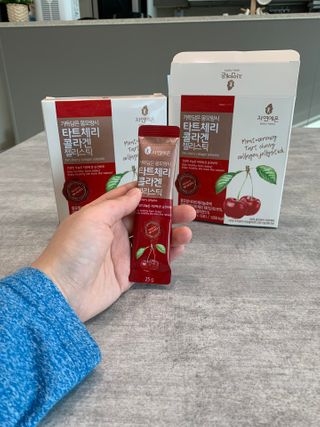 자연에온 가득담은 몽모랑시 타트체리 콜라겐 젤리스틱 — 4점을 준 리뷰어가 2021년 1월 올린 사용 사진