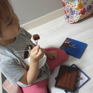 연말/새해선물 요즘 트렌드 오트밀크 생초콜릿 호불호 없는 카카올라 Bast 밀크생초콜릿 — 5점을 준 리뷰어가 2021년 9월 올린 사용 사진