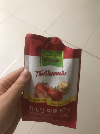 제이제이바이오 더단마토 프리미엄주스 100ml 30팩입 - 무설탕 스테비아 토마토즙 — 5점을 준 리뷰어가 2021년 12월 올린 사용 사진