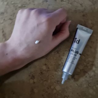아이디플라코스메틱 아이디 브이로직 플러스 크림 15ml X 4EA — 5점을 준 리뷰어가 2022년 1월 올린 사용 사진